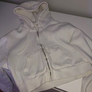 ⚠️SUPER CUTE BRANDY MELVILLE HOODIE